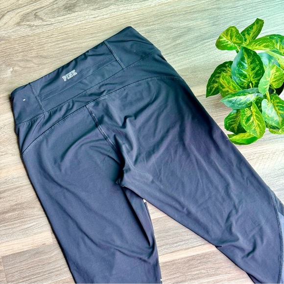 PINK Victoria's Secret Ultimate Featherweight Floral Mesh Panel Leggings Size M - Picture 11 of 15